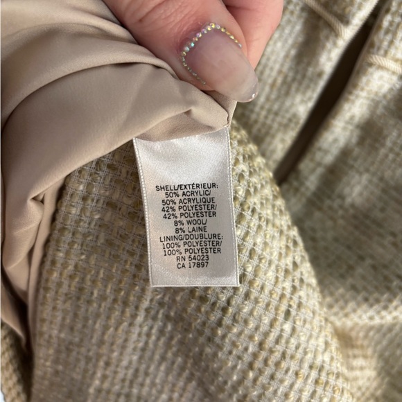 NWT Banana Republic Women's Beige Pencil Skirt - Picture 9 of 10